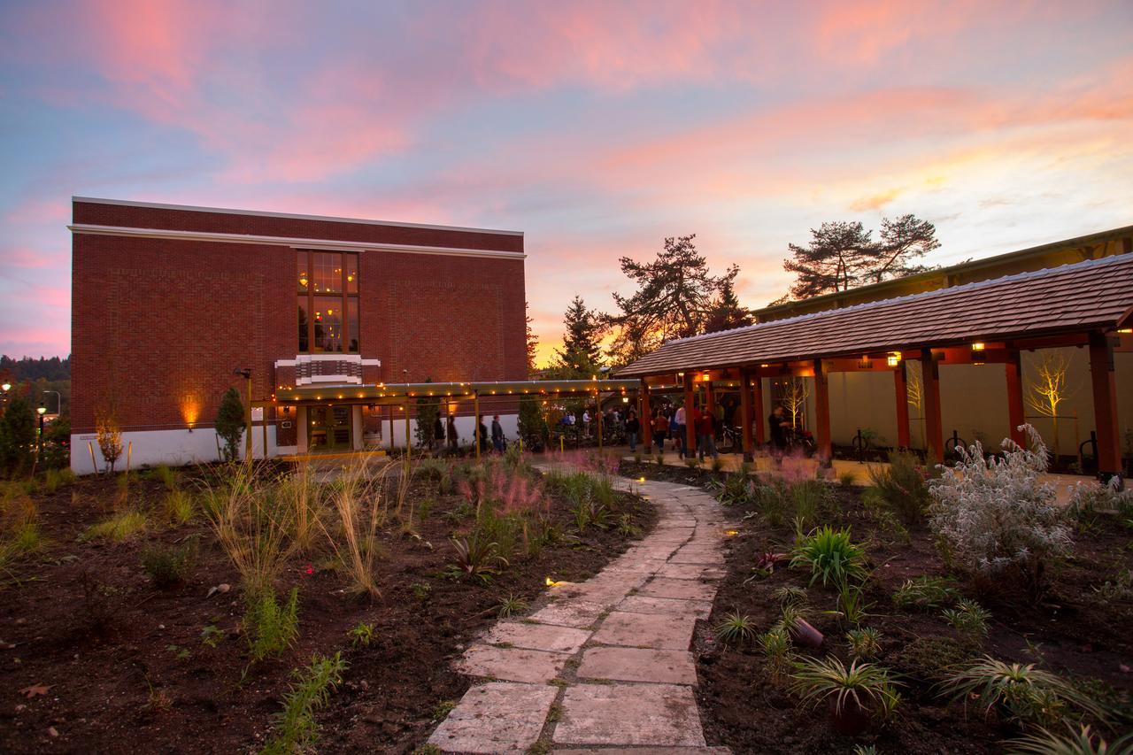 ホテル Mcmenamins Anderson School ボセル エクステリア 写真